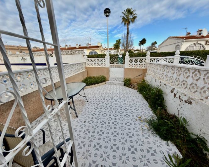 Image No.3-2 Bed Townhouse for sale