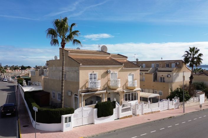 Image No.30-2 Bed House for sale