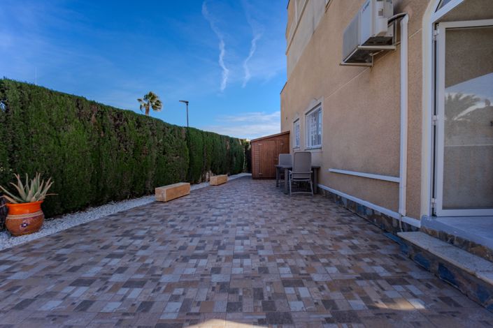 Image No.33-2 Bed House for sale