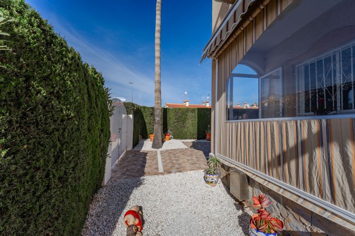 Image No.34-2 Bed House for sale