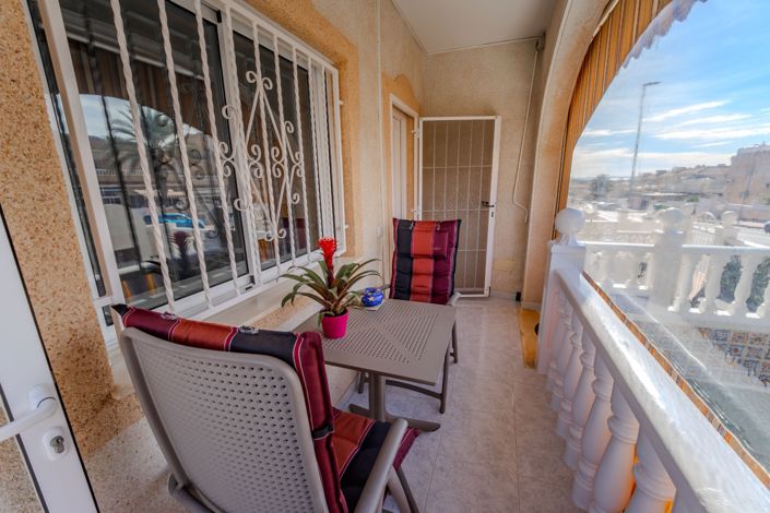 Image No.36-2 Bed House for sale