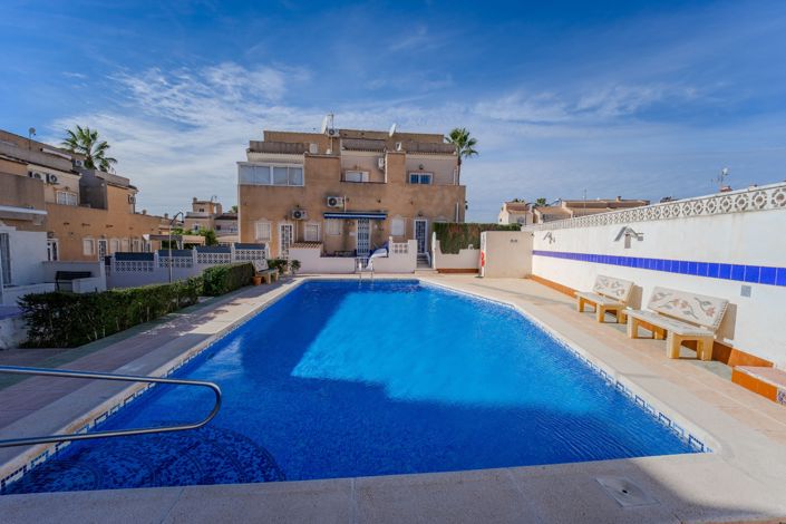 Image No.39-2 Bed House for sale