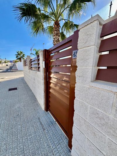 Image No.18-3 Bed Villa for sale