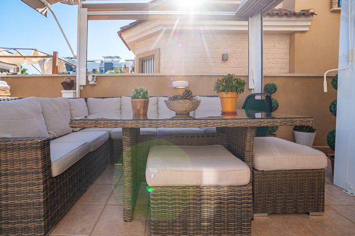 Image No.7-2 Bed Villa for sale