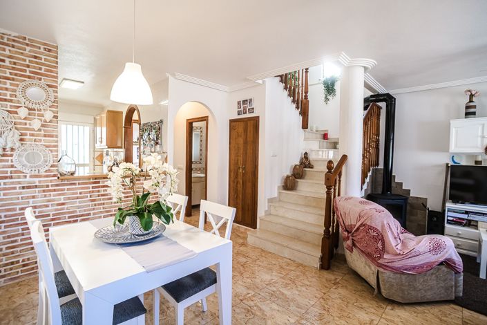 Image No.8-2 Bed Villa for sale