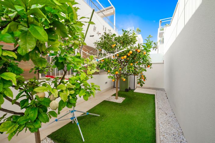 Image No.34-2 Bed Property for sale