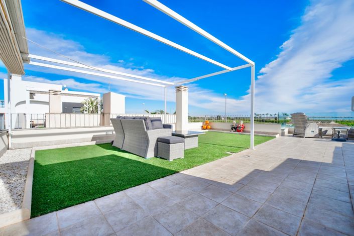 Image No.37-2 Bed Property for sale