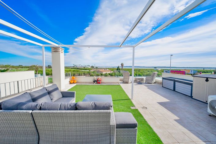 Image No.38-2 Bed Property for sale