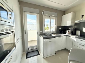 o1jghh3ebc9ae1dhd1a751pbd1rk930