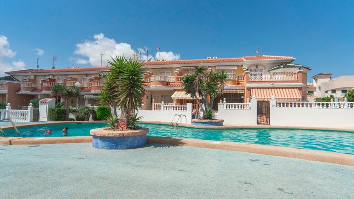 Image No.4-3 Bed House for sale