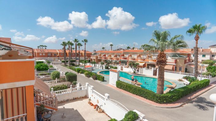 Image No.5-3 Bed House for sale