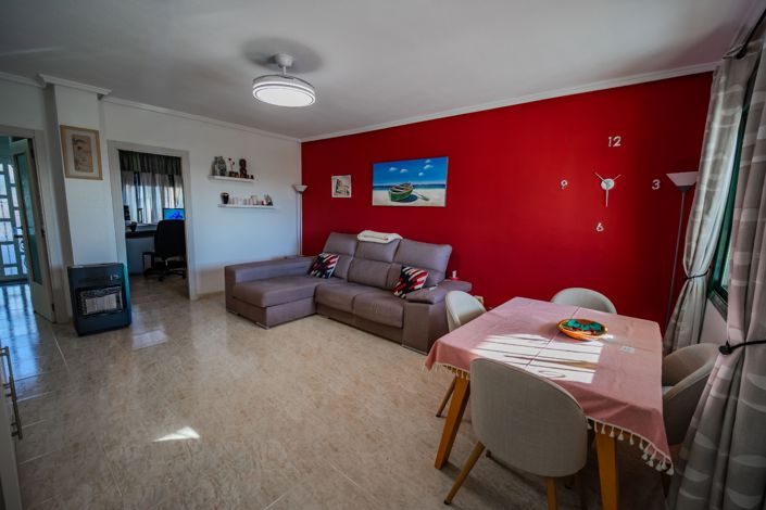 Image No.14-3 Bed Townhouse for sale