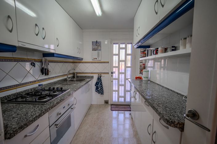 Image No.3-3 Bed Townhouse for sale