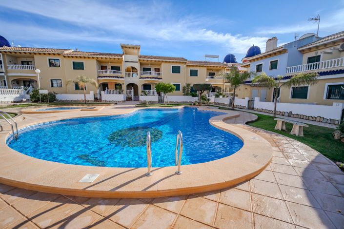 Image No.4-3 Bed Townhouse for sale