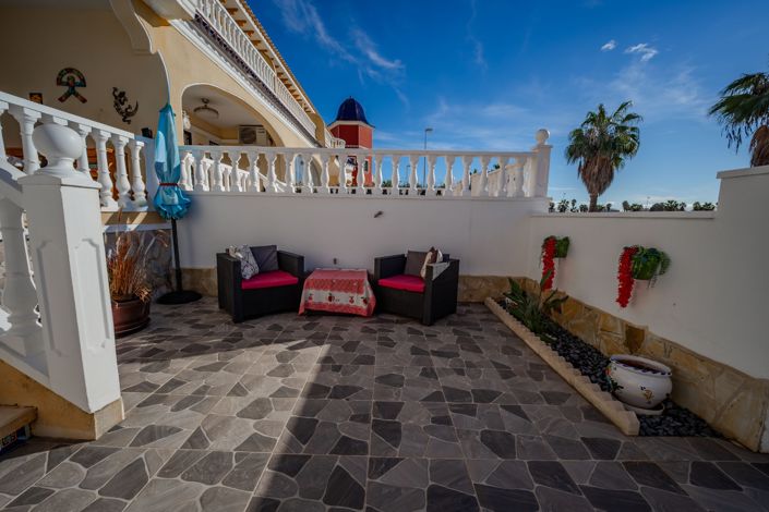 Image No.7-3 Bed Townhouse for sale