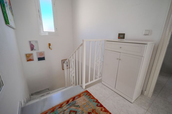 Image No.32-3 Bed Villa for sale