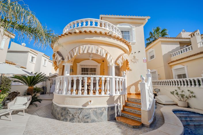 Image No.48-3 Bed Villa for sale