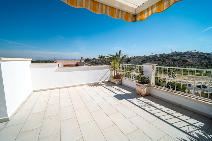 Image No.25-4 Bed Villa for sale