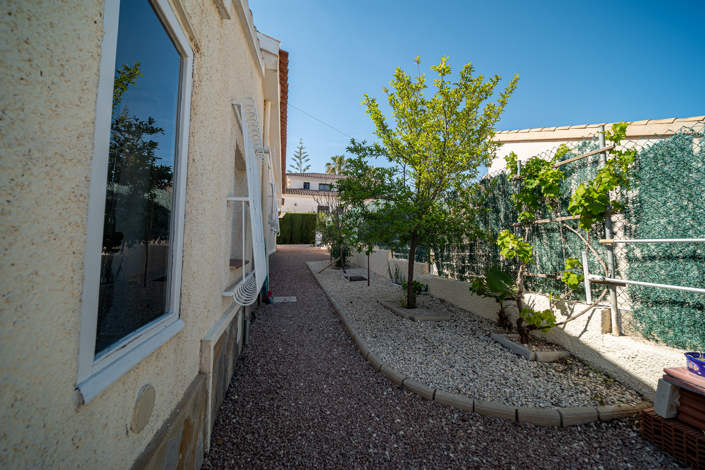 Image No.35-4 Bed Villa for sale