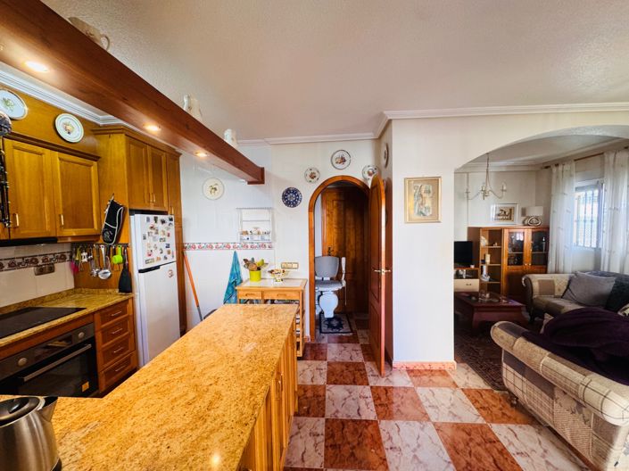 Image No.5-2 Bed House for sale