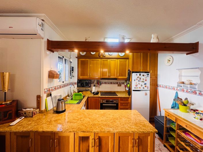 Image No.7-2 Bed House for sale