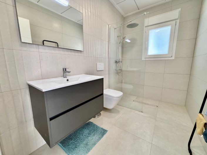 Image No.15-3 Bed Villa for sale