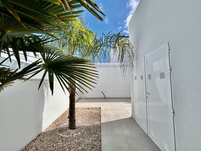 Image No.23-3 Bed Villa for sale