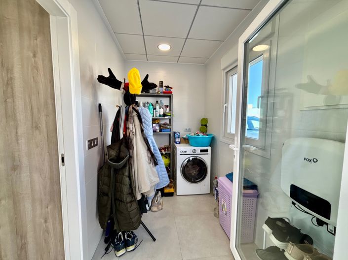 Image No.31-3 Bed Villa for sale