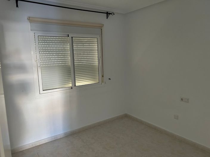 Image No.7-3 Bed Townhouse for sale