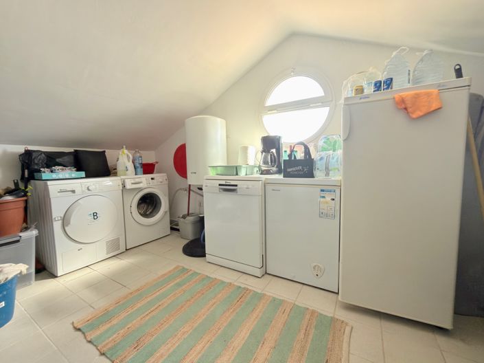 Image No.26-2 Bed Apartment for sale