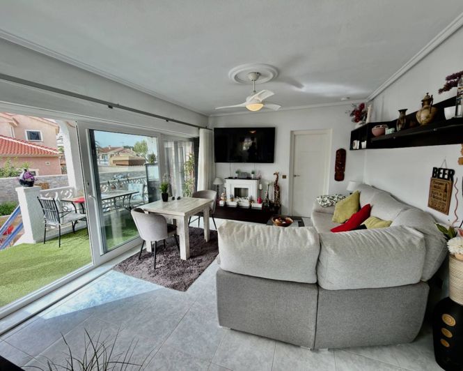 Image No.4-3 Bed Villa for sale