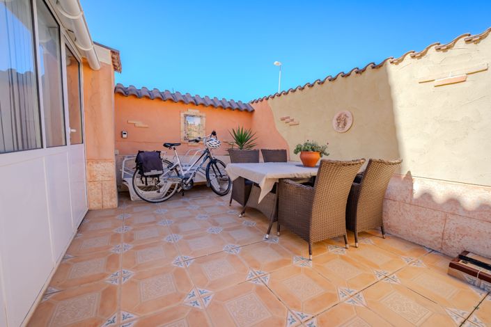 Image No.12-3 Bed House for sale