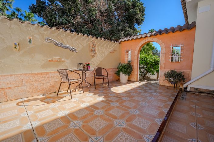 Image No.13-3 Bed House for sale