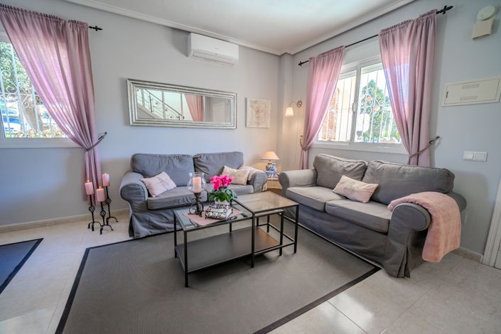 Image No.24-3 Bed House for sale