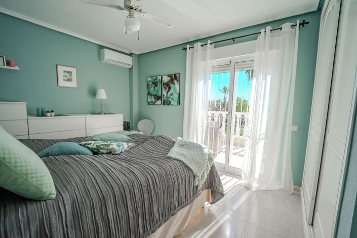 Image No.39-3 Bed House for sale