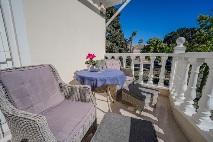 Image No.45-3 Bed House for sale