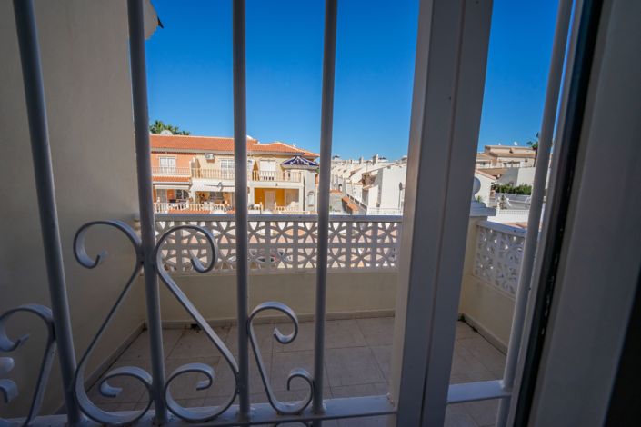 Image No.50-3 Bed House for sale