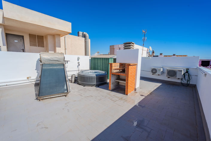 Image No.25-3 Bed Apartment for sale