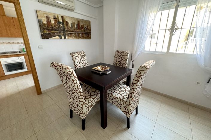 Image No.9-3 Bed House for sale