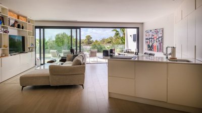 o1jfdmuoa812t7teb1kca1vgmum02l