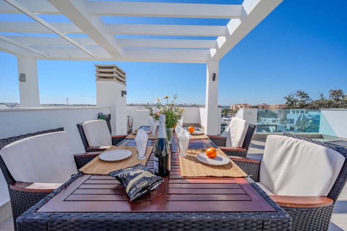 Image No.17-2 Bed Apartment for sale