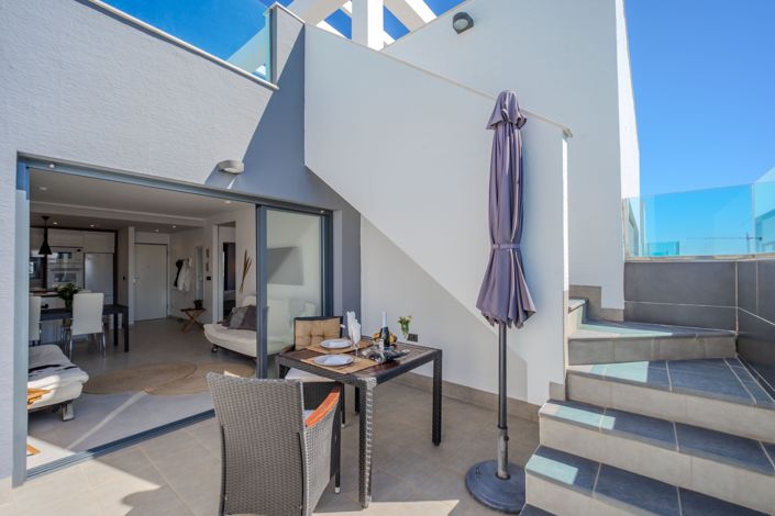 Image No.25-2 Bed Apartment for sale