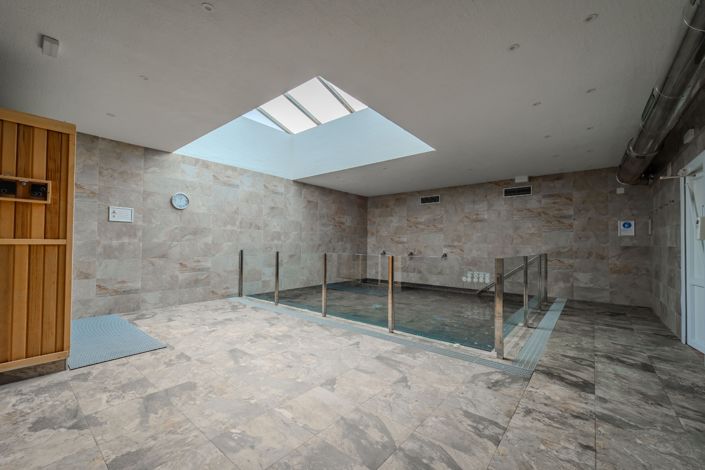 Image No.28-2 Bed Apartment for sale