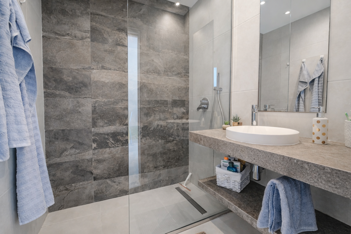 Image No.16-2 Bed Apartment for sale