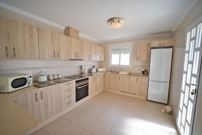 Image No.12-4 Bed Villa for sale