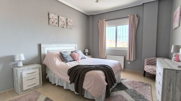 Image No.15-4 Bed Villa for sale