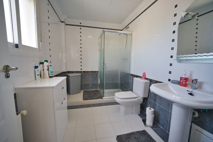 Image No.31-4 Bed Villa for sale