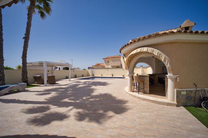 Image No.33-4 Bed Villa for sale