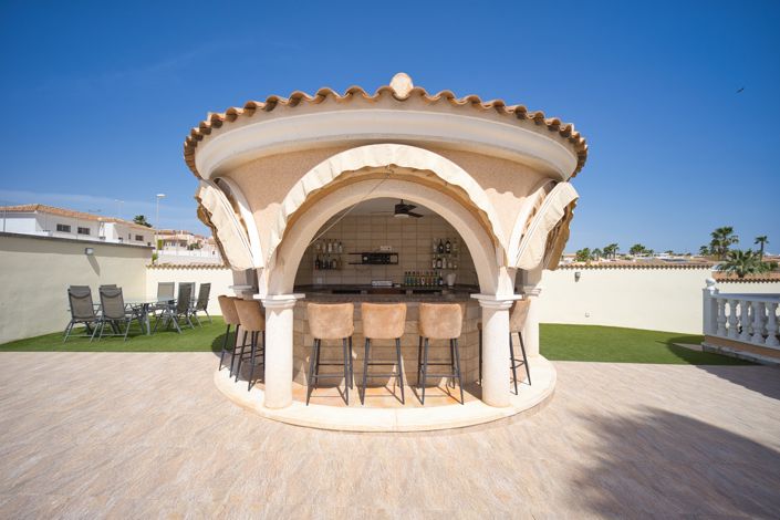 Image No.34-4 Bed Villa for sale