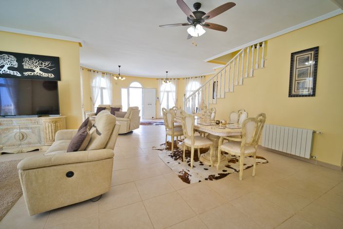 Image No.4-4 Bed Villa for sale